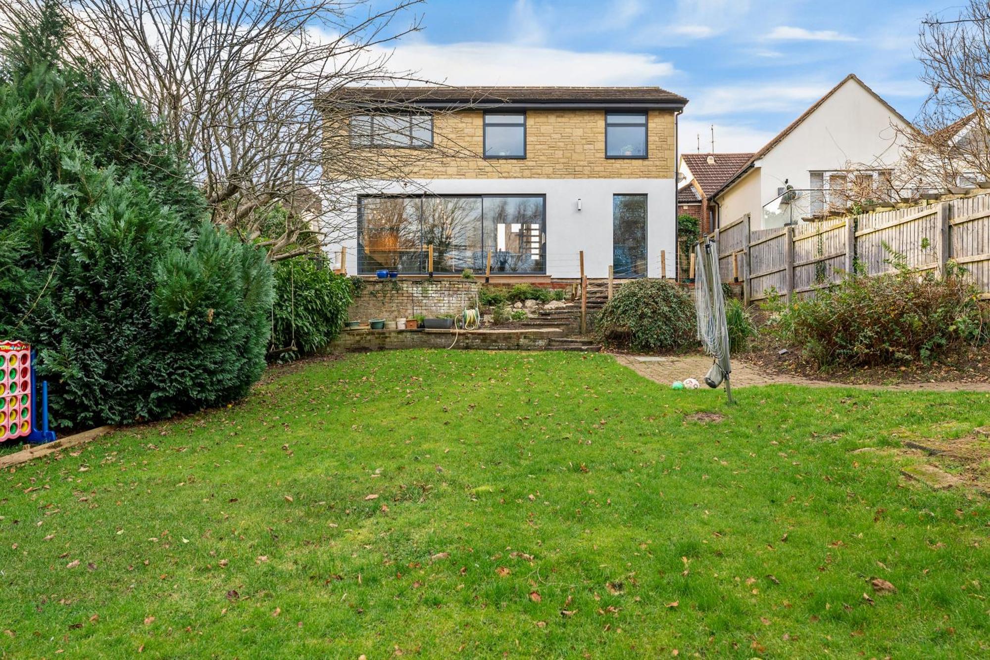 Elegant Retreat In Cheltenham - Garden & Parking Included Exterior foto